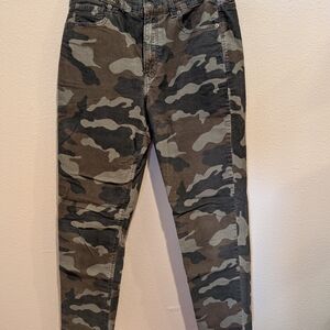 American Eagle Olive Camouflage Pants